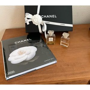 Chanel Collections & Creations Book